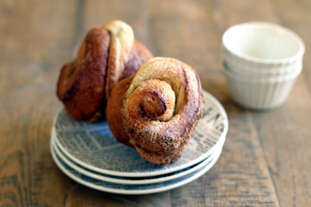 Brioche Cinnamon Rolls_side