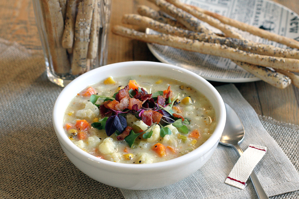 Cauliflower and Roasted Corn Chowder