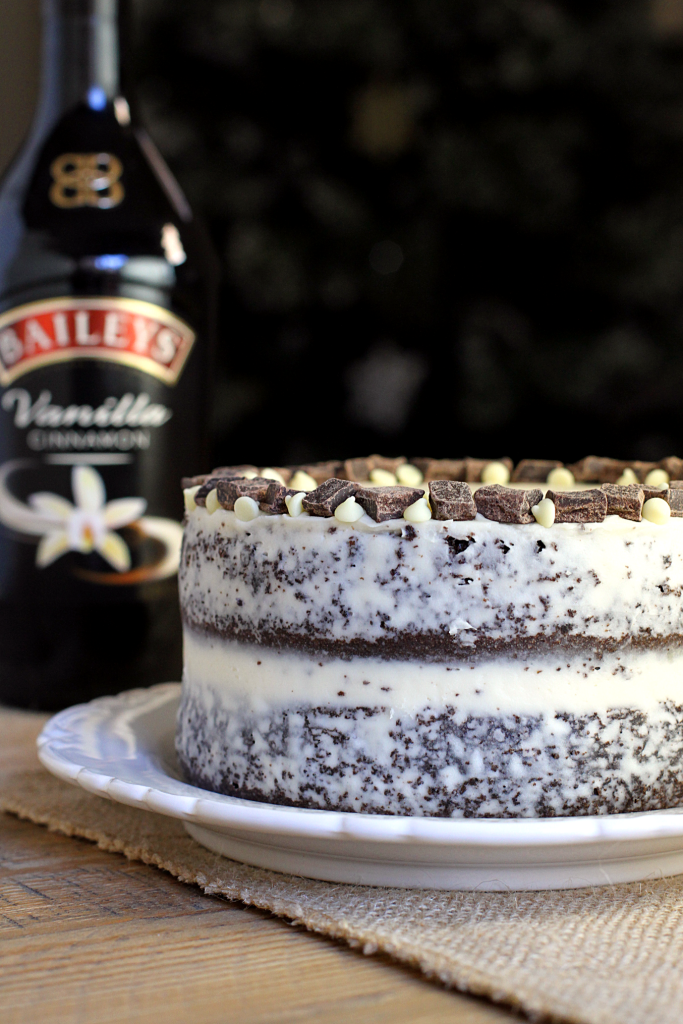 Double-Layer Chocolate Cake with Baileys Buttercream_close
