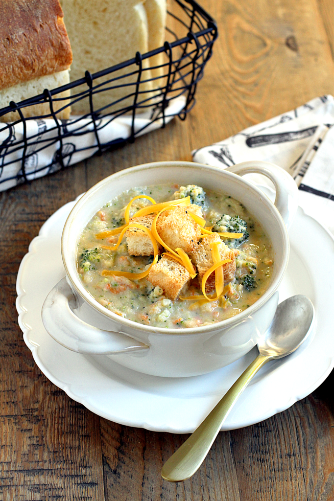 Healthy Broccoli Cheddar Soup