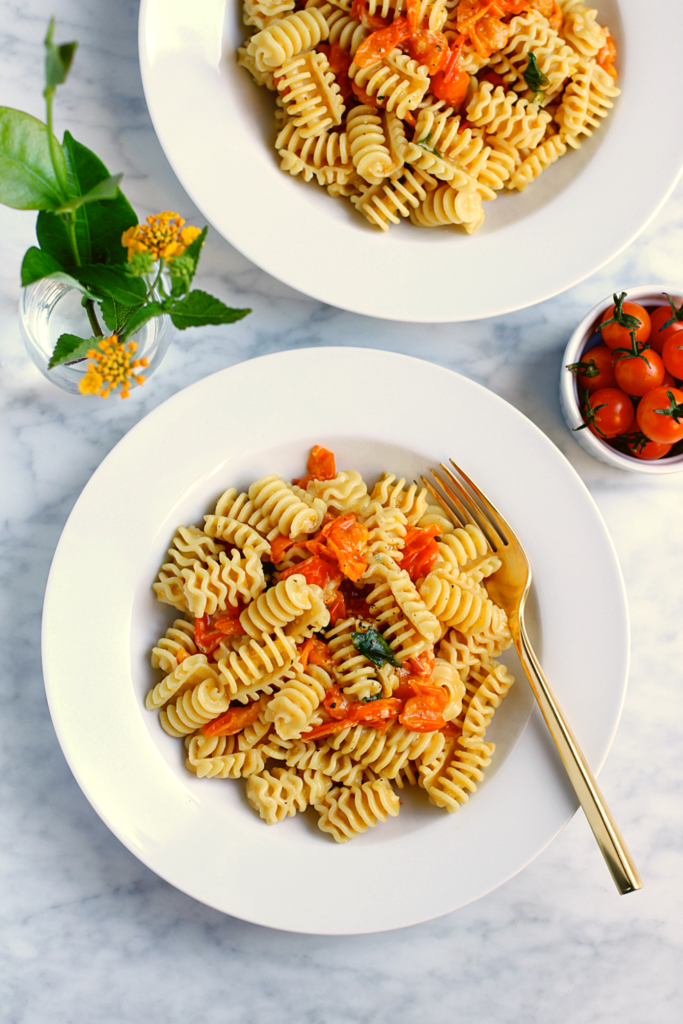 Image of Sungold tomato pasta.