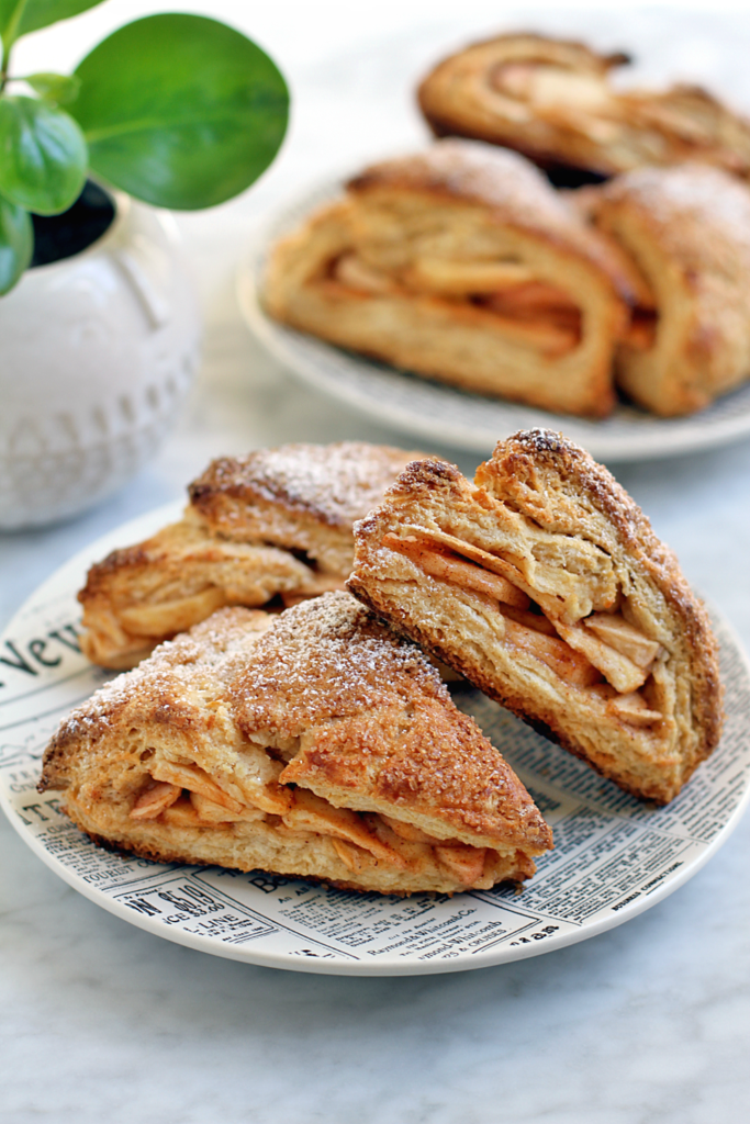 Image of apple pie scones.
