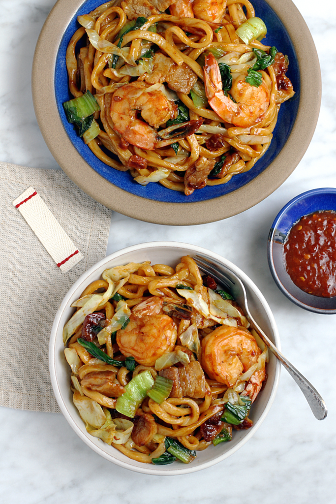 Image of Hokkien noodles.